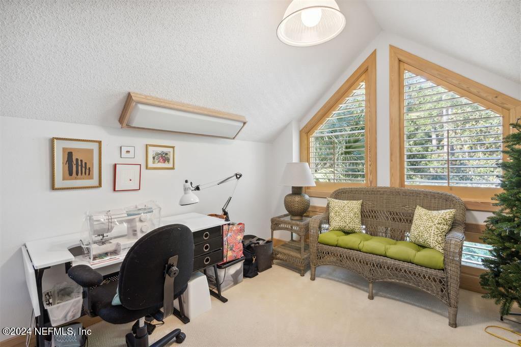 4 FOXTAIL Road