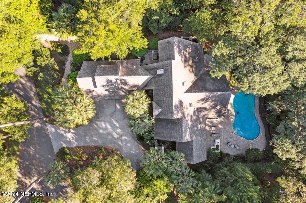 4 FOXTAIL Road