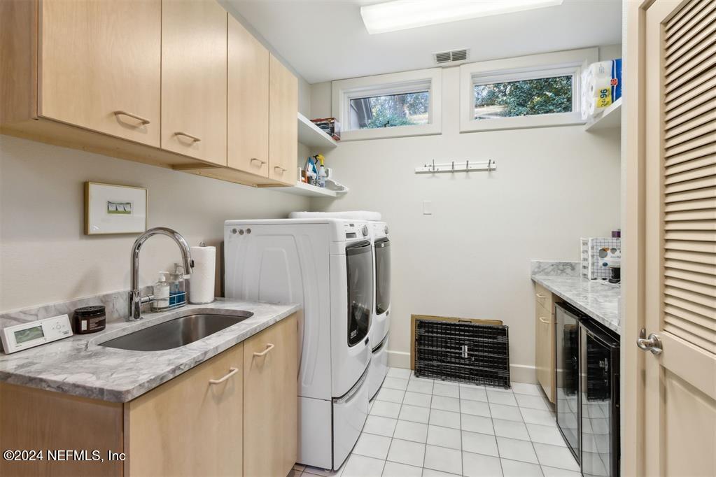 4 FOXTAIL Road