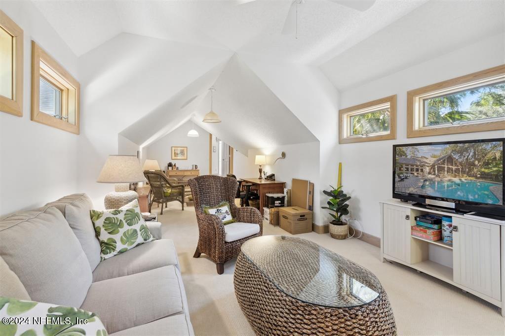 4 FOXTAIL Road
