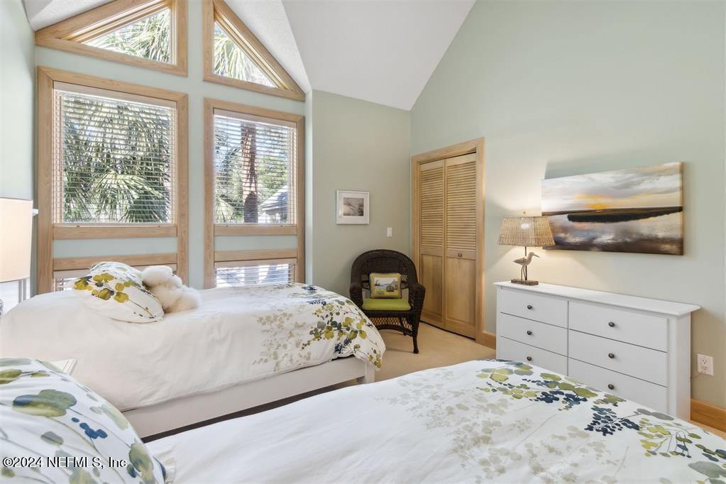 4 FOXTAIL Road
