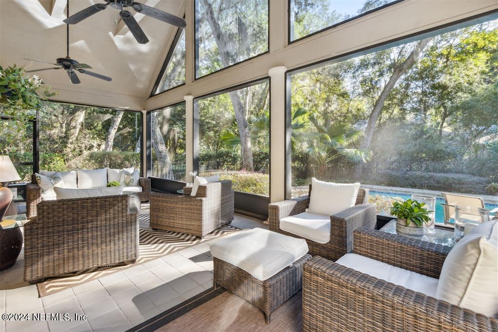 4 FOXTAIL Road