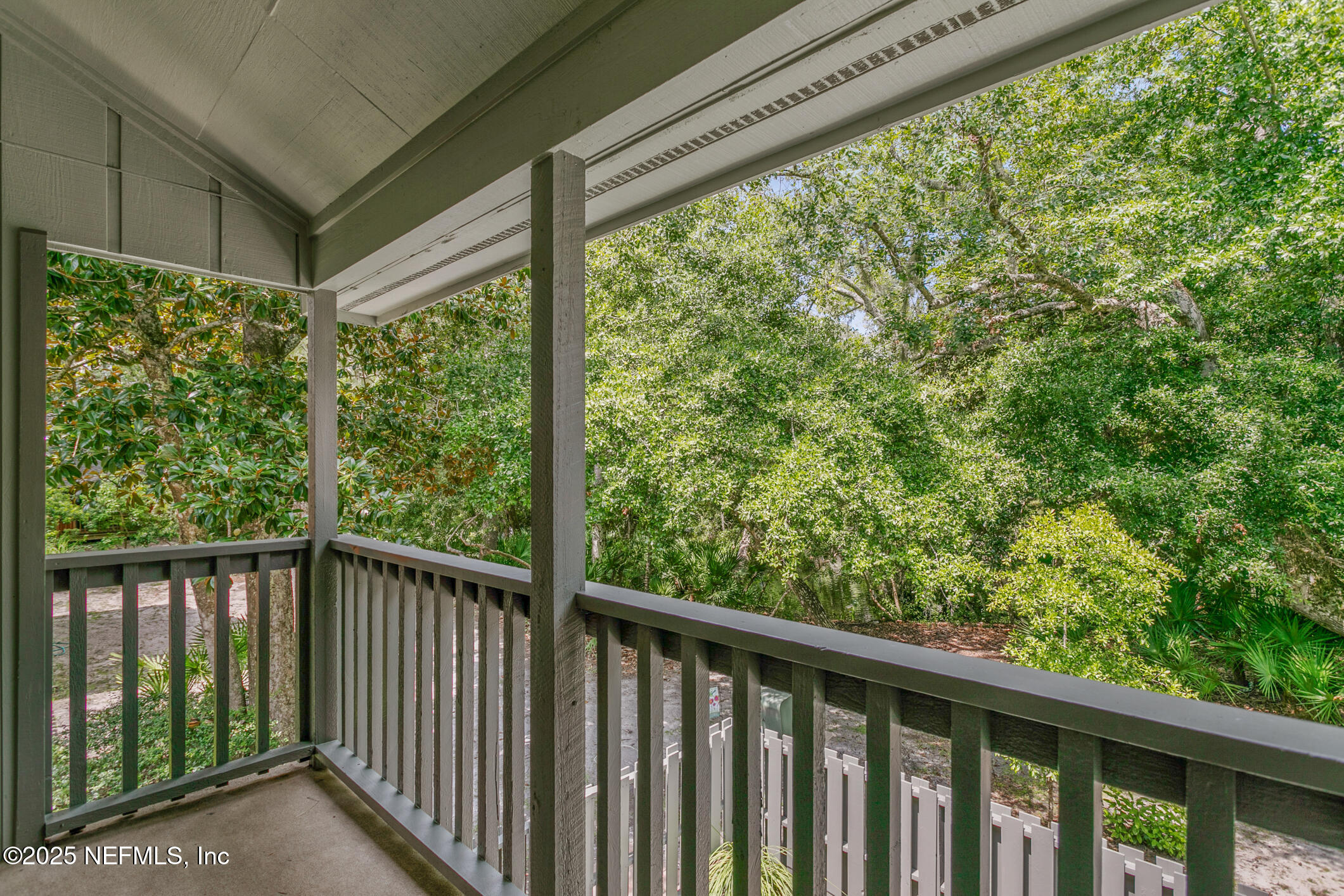 2700 MIZELL Avenue, 707
