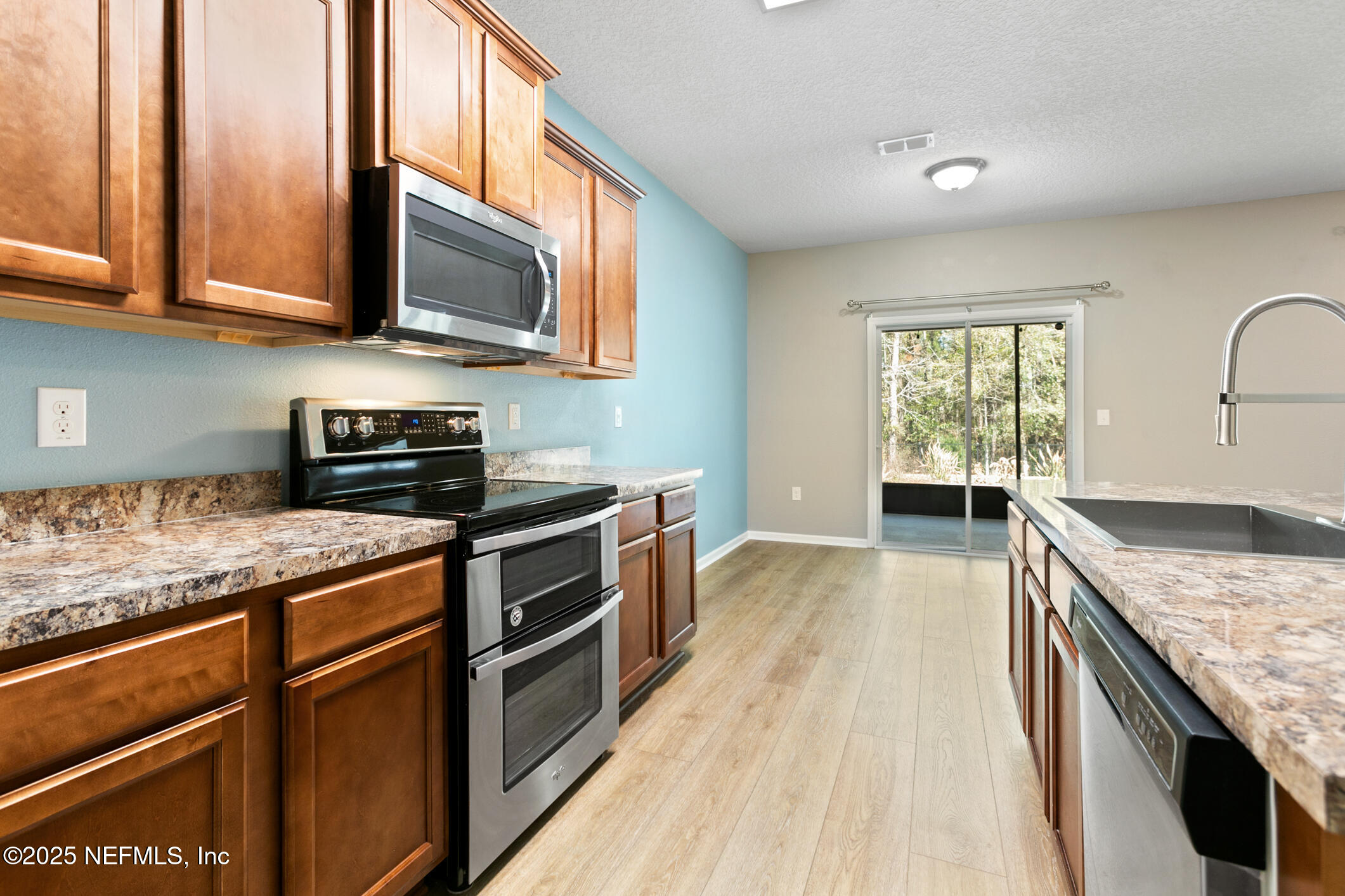 75079 MORNING GLEN Court