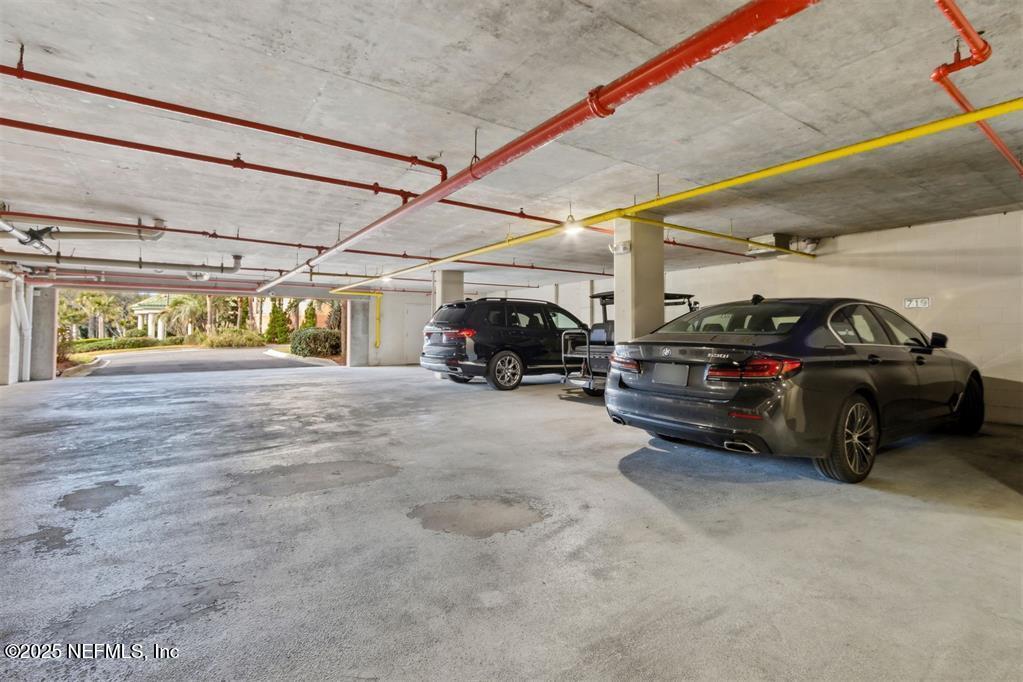 719 OCEAN CLUB Court 719