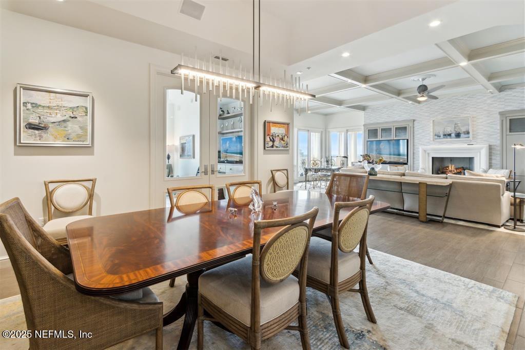 719 OCEAN CLUB Court 719