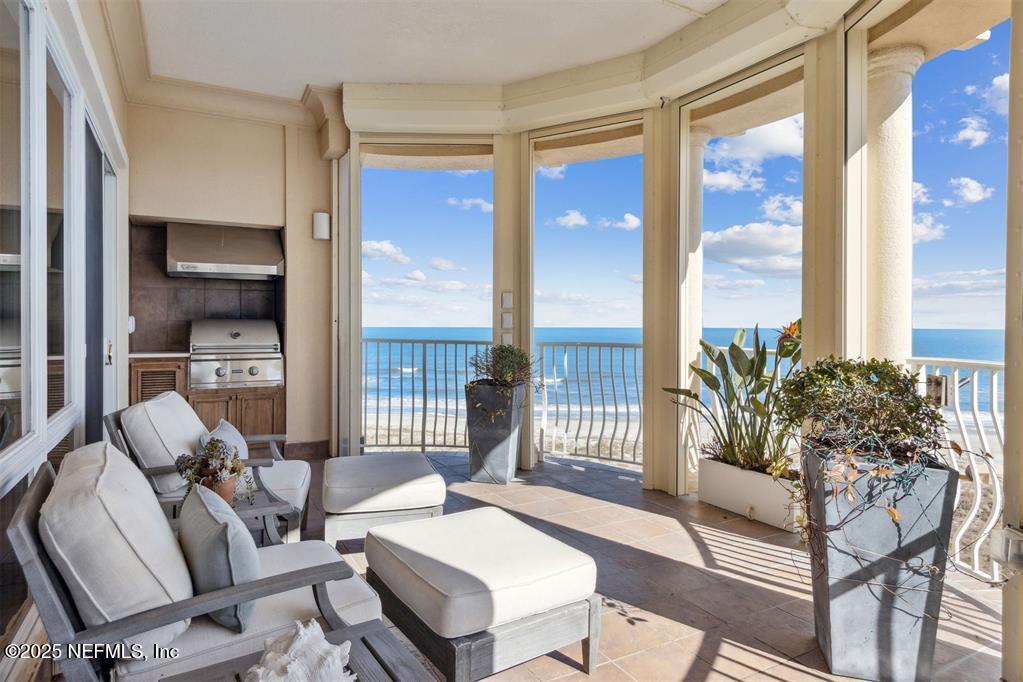 719 OCEAN CLUB Court 719