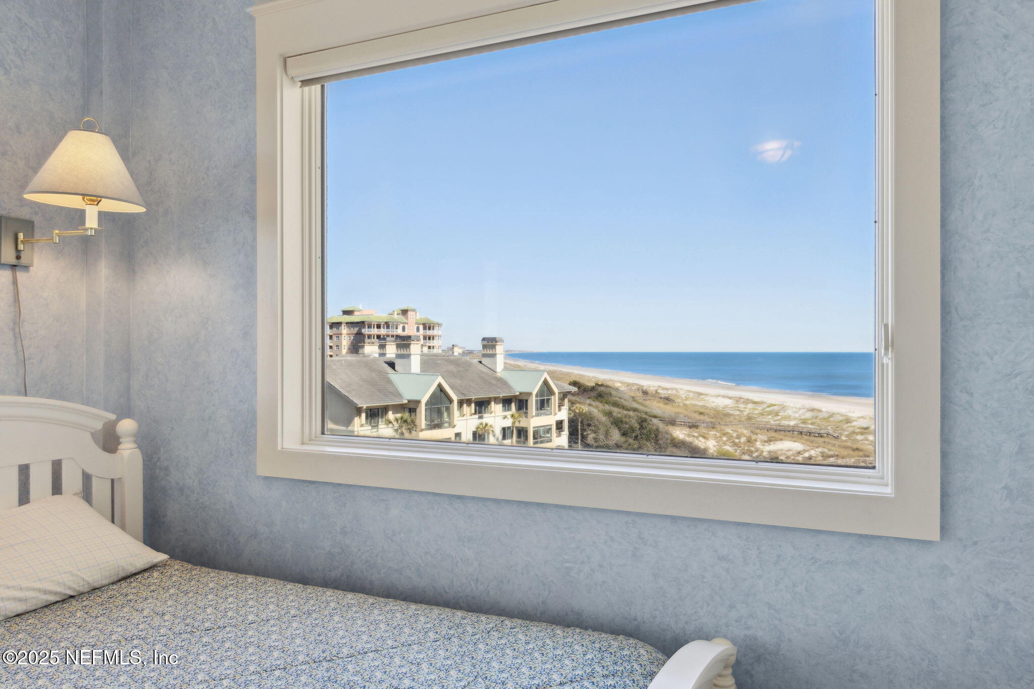 457 BEACHSIDE Place