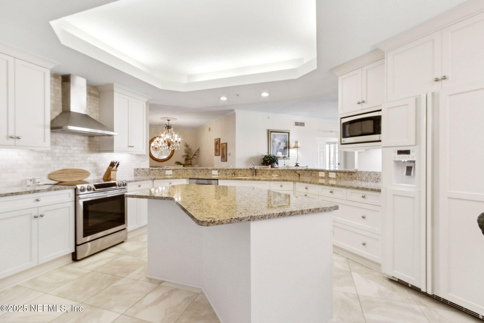457 BEACHSIDE Place