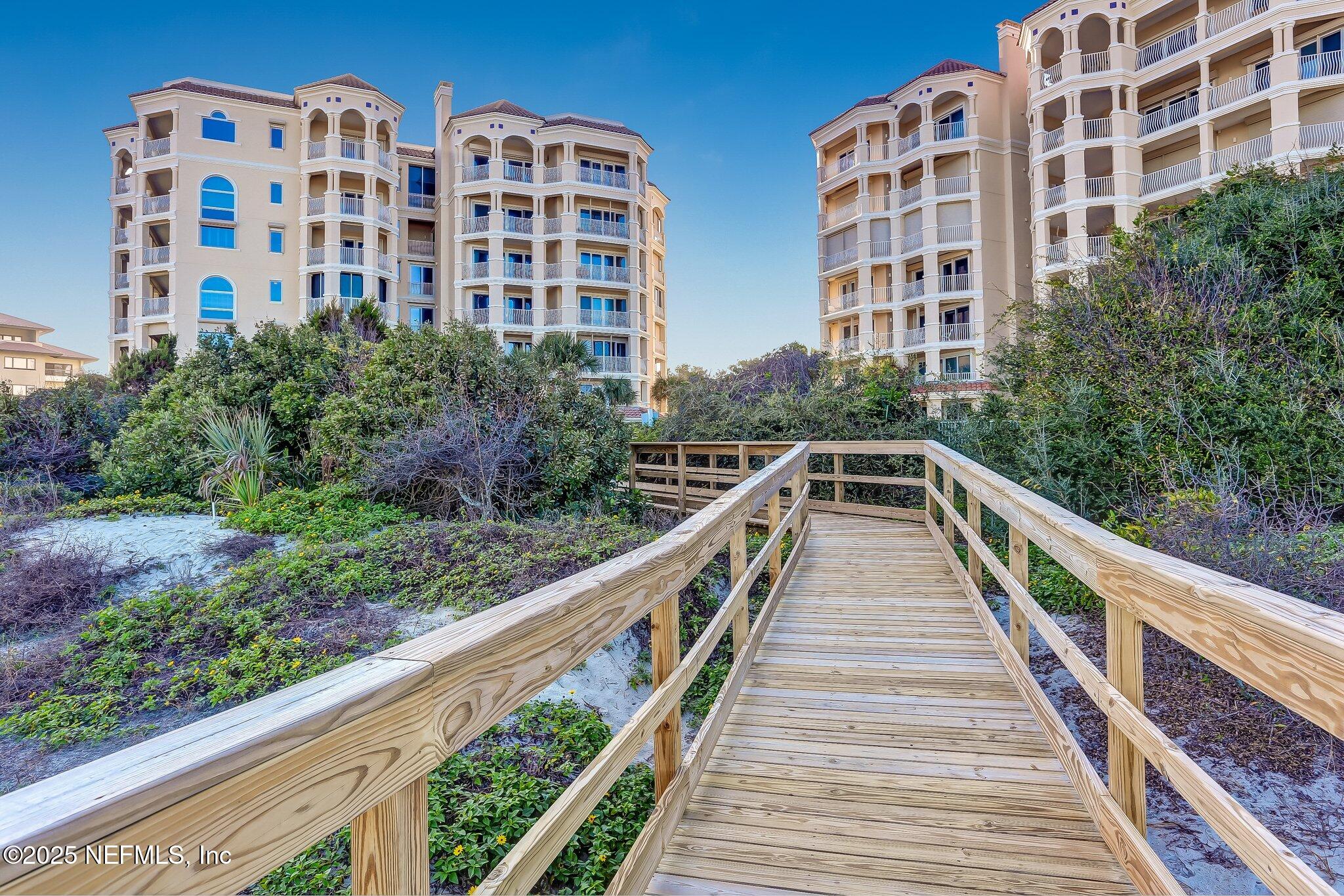 457 BEACHSIDE Place