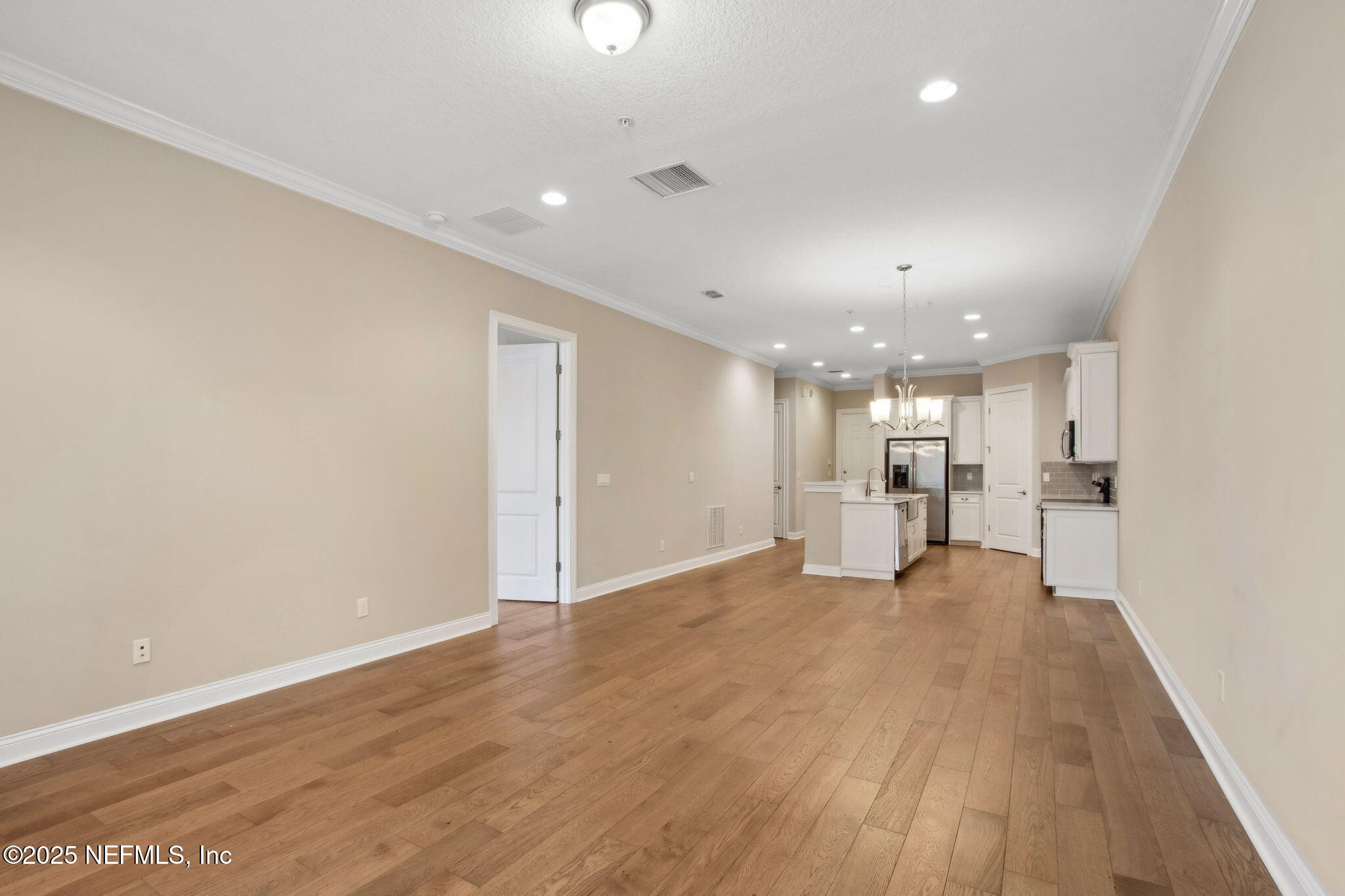 95158 SUMMERWOODS Circle 2003