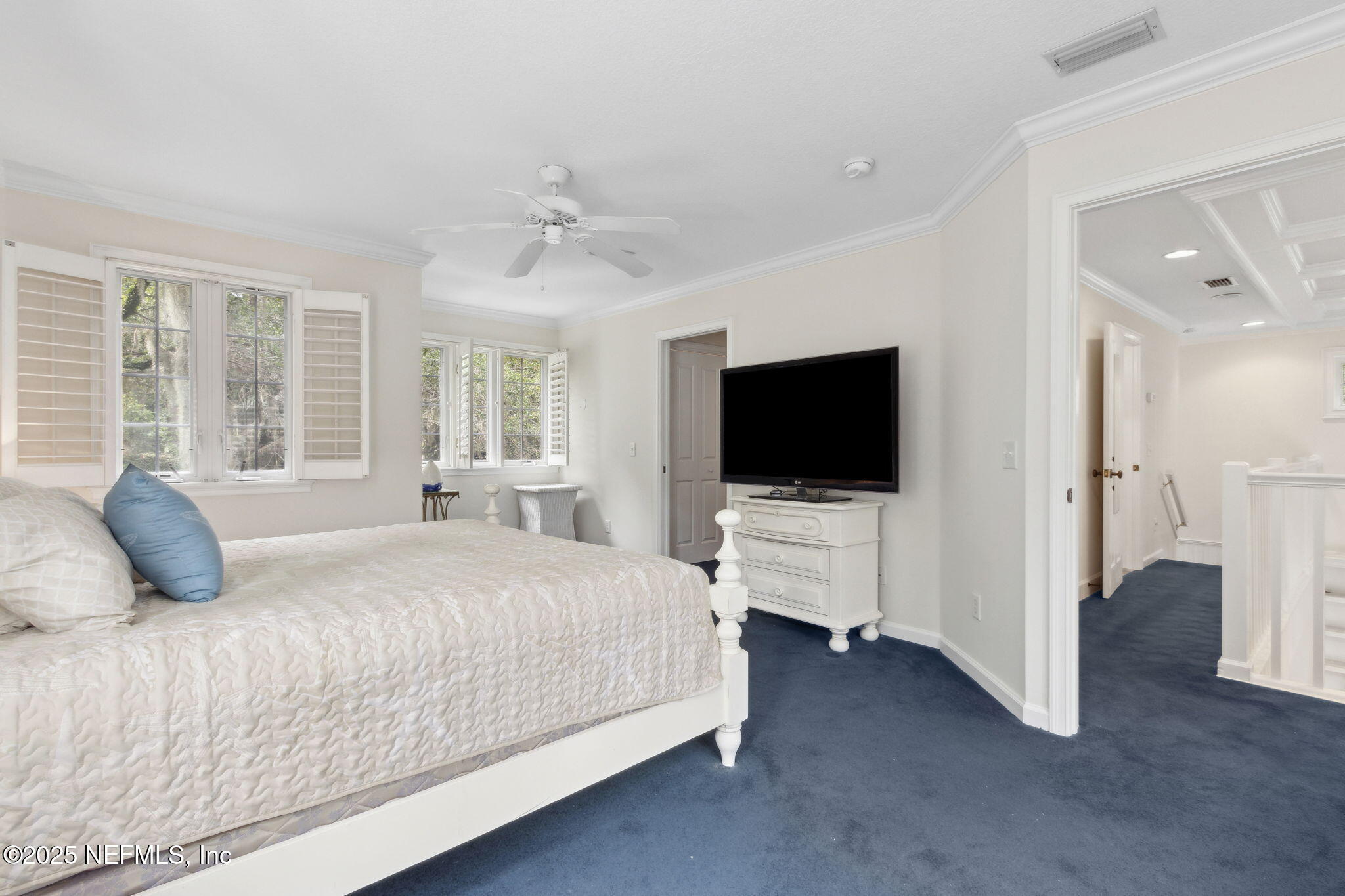 2 HERON OAKS Court