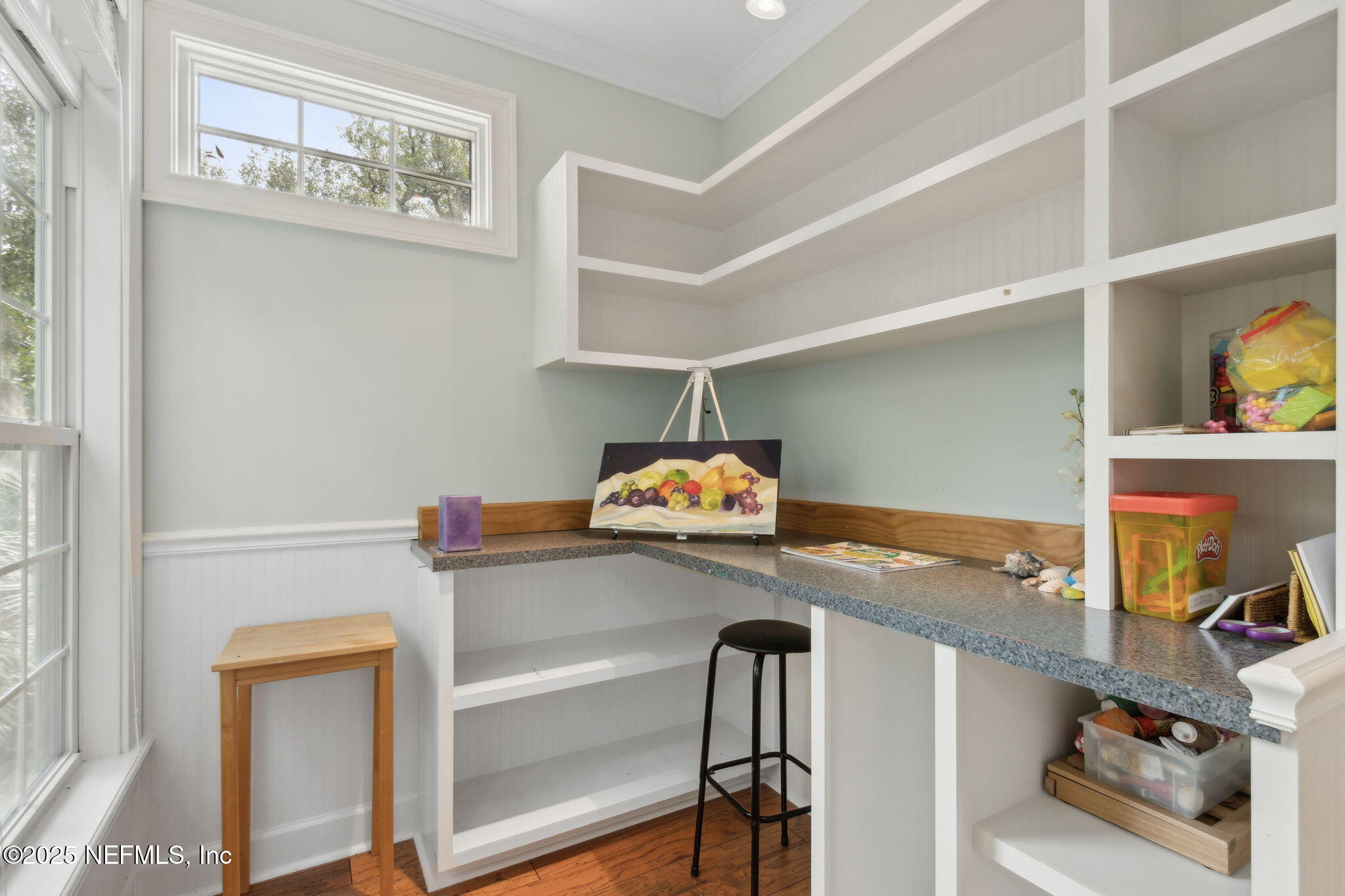 2 HERON OAKS Court