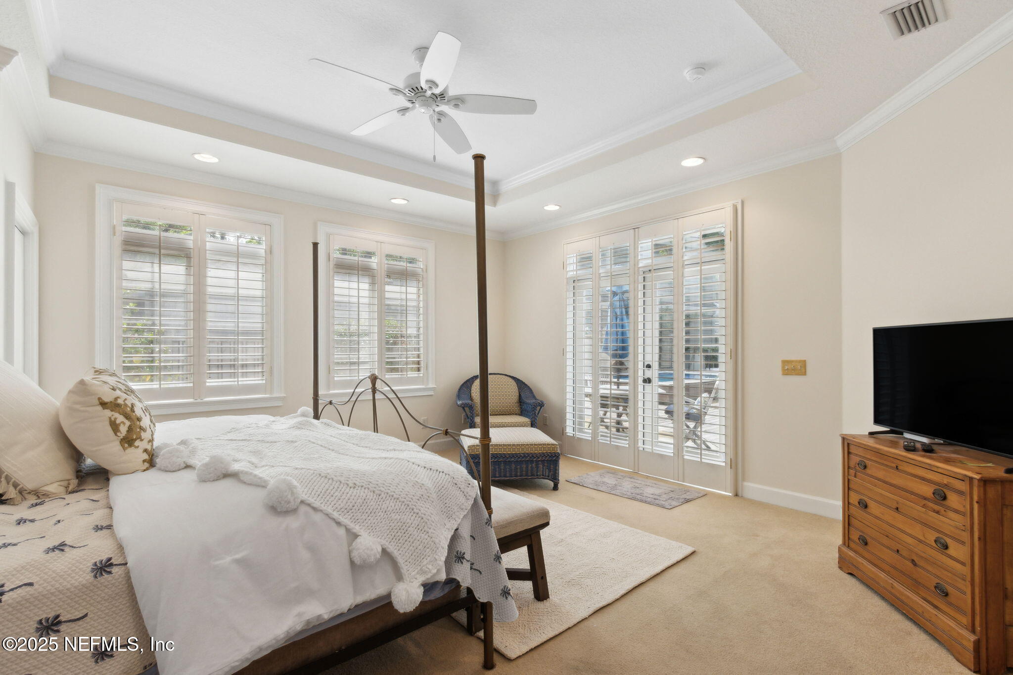 2 HERON OAKS Court