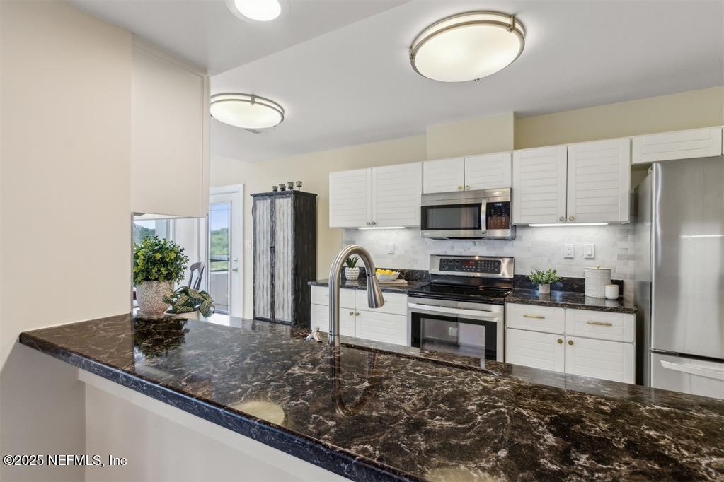 6545 SPYGLASS Circle