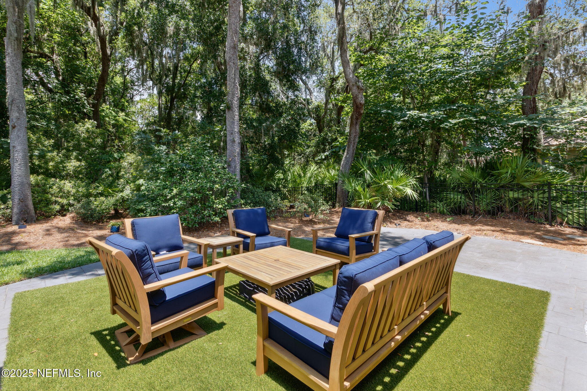 15 MARSH CREEK Road