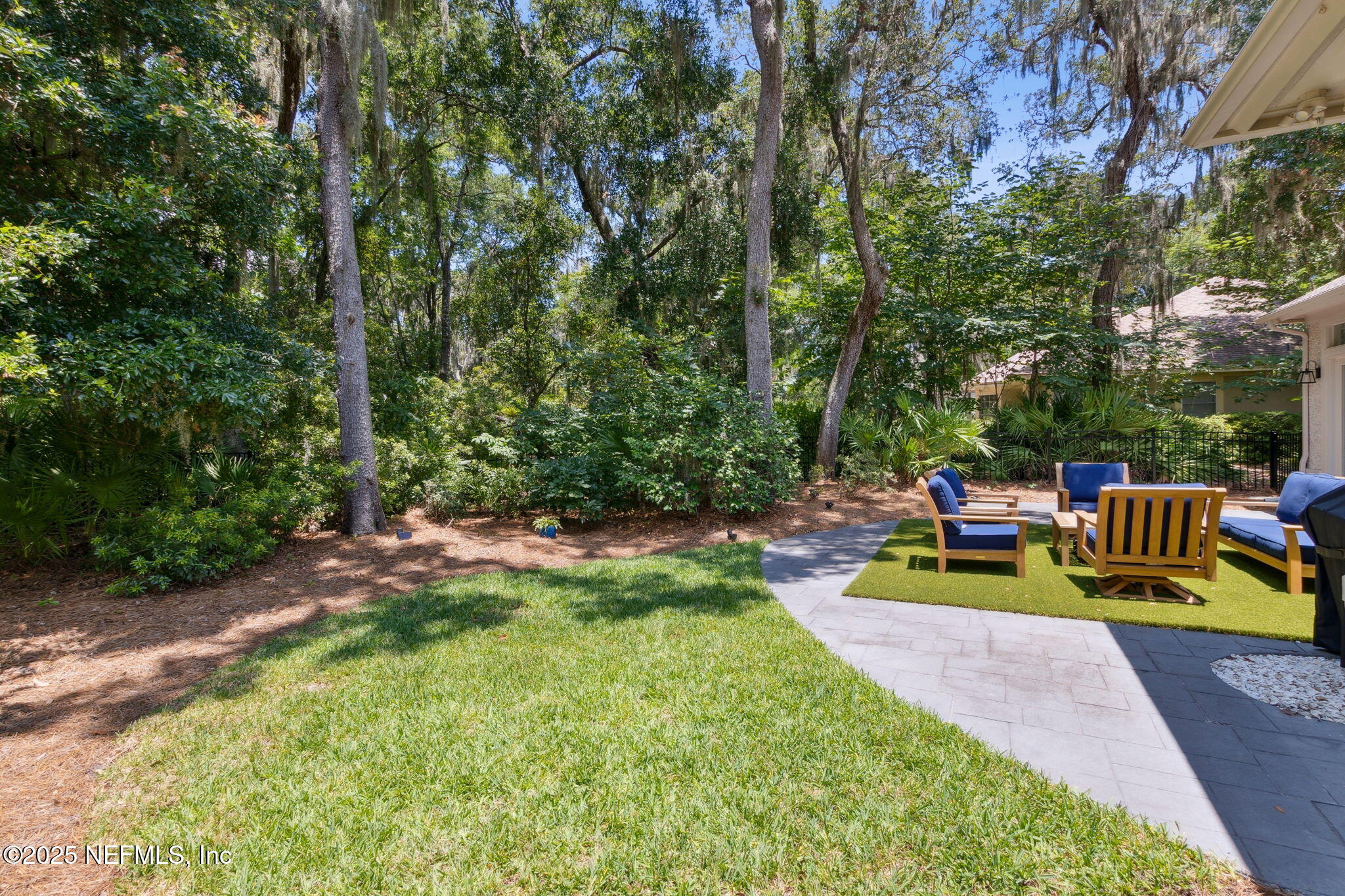 15 MARSH CREEK Road