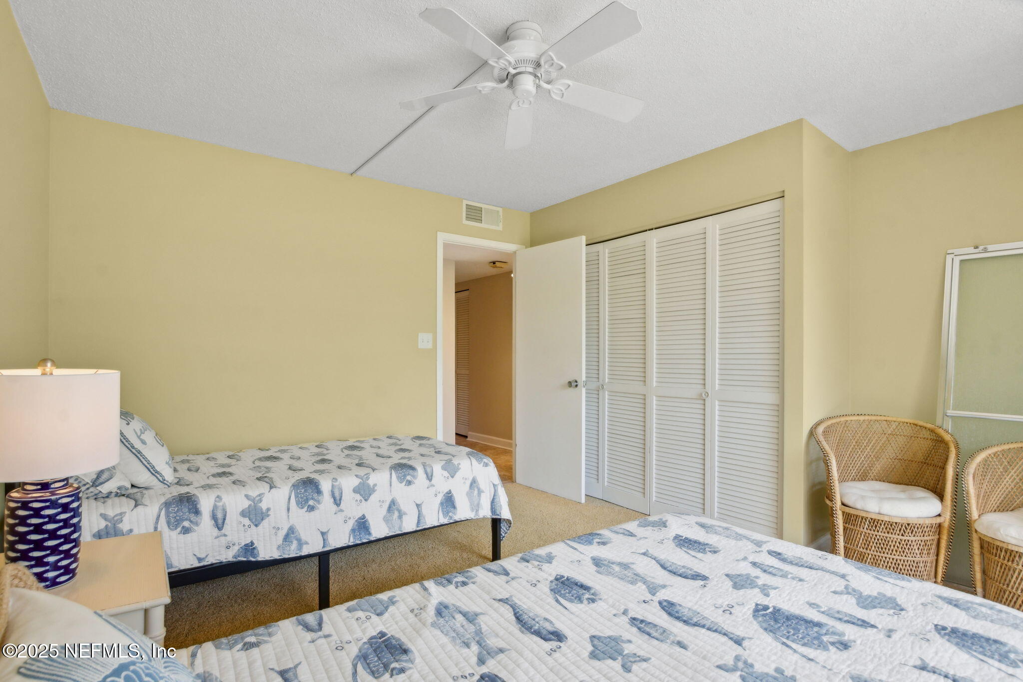 1122 BEACH WALKER Road