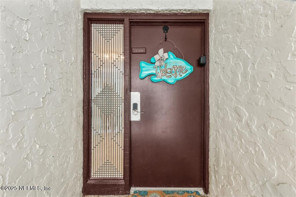 2104 BEACH WOOD Road