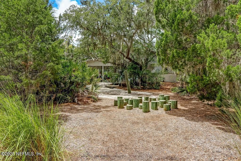 2104 BEACH WOOD Road