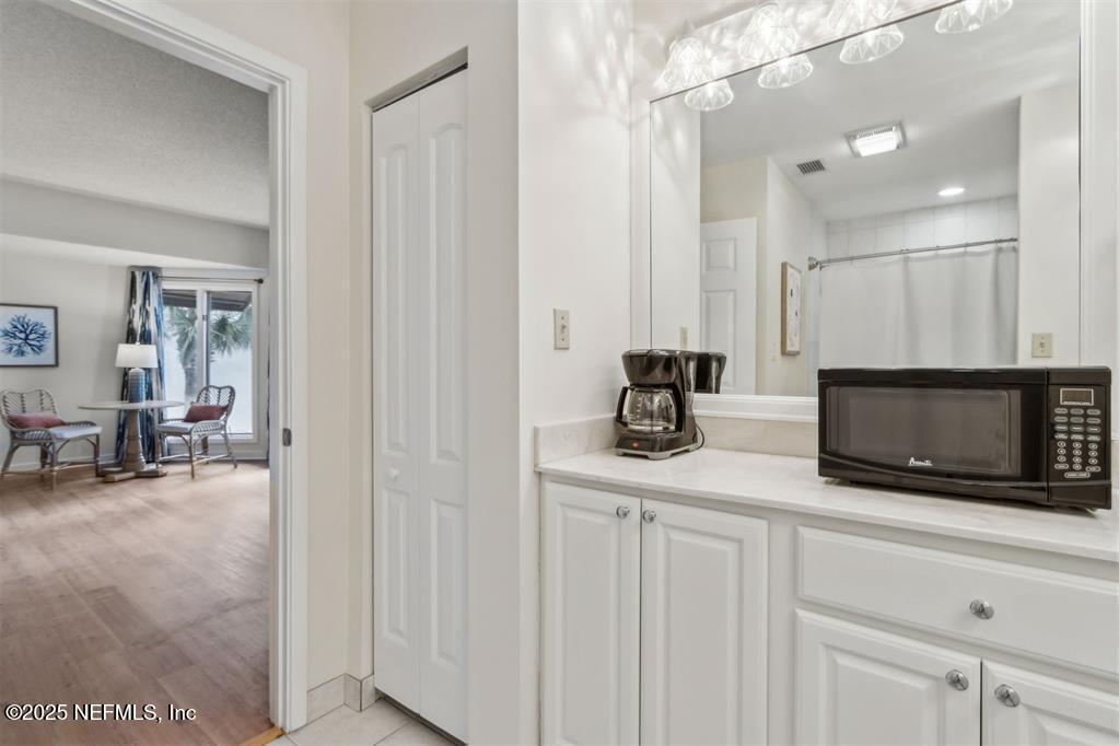 2317 &2319 BOXWOOD Lane