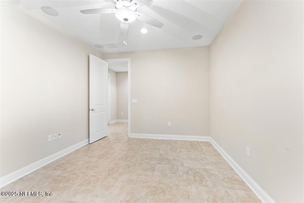 95249 WHISTLING DUCK Circle