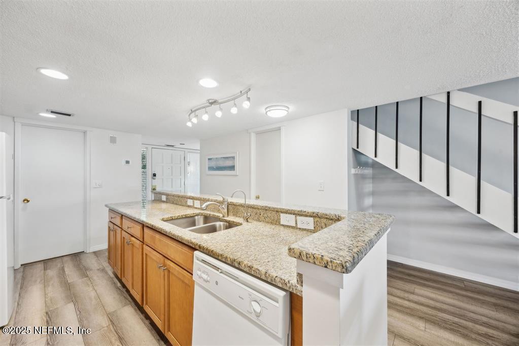 3012 SEA MARSH Road
