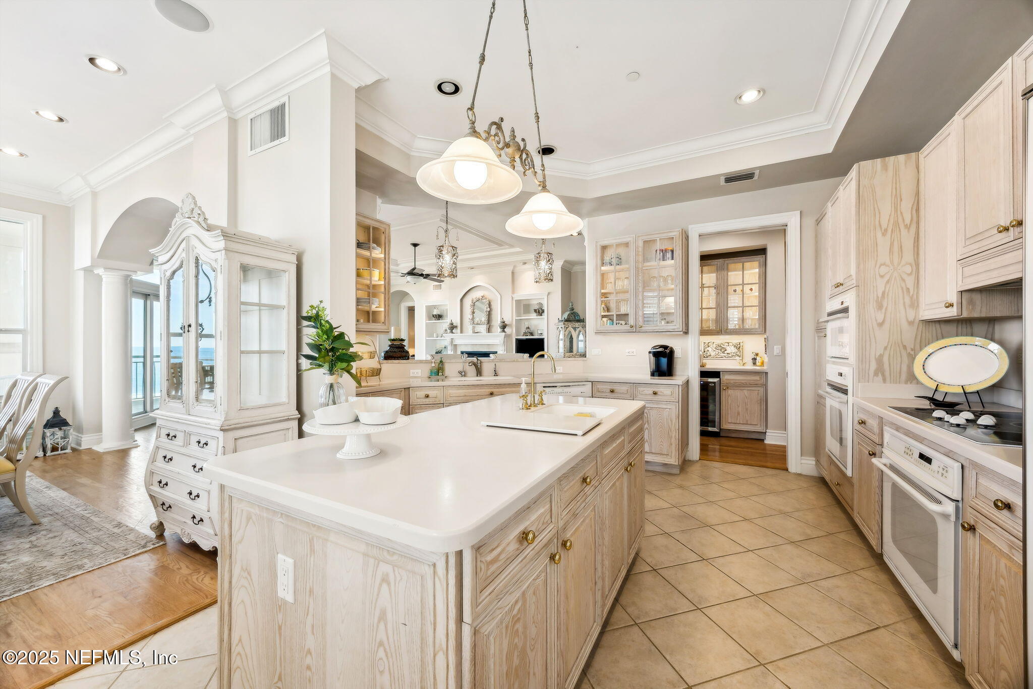 4694 CARLTON DUNES Drive 1401