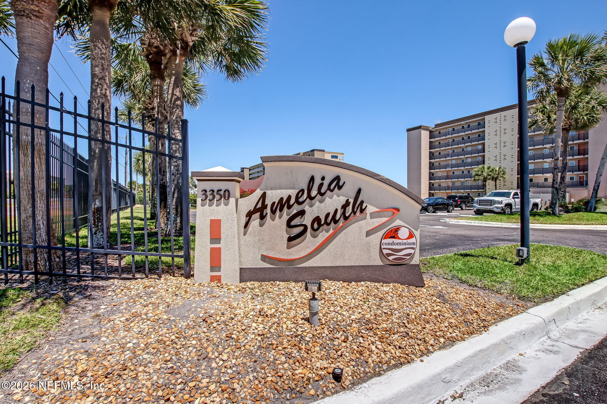 3350 S FLETCHER Avenue 5D