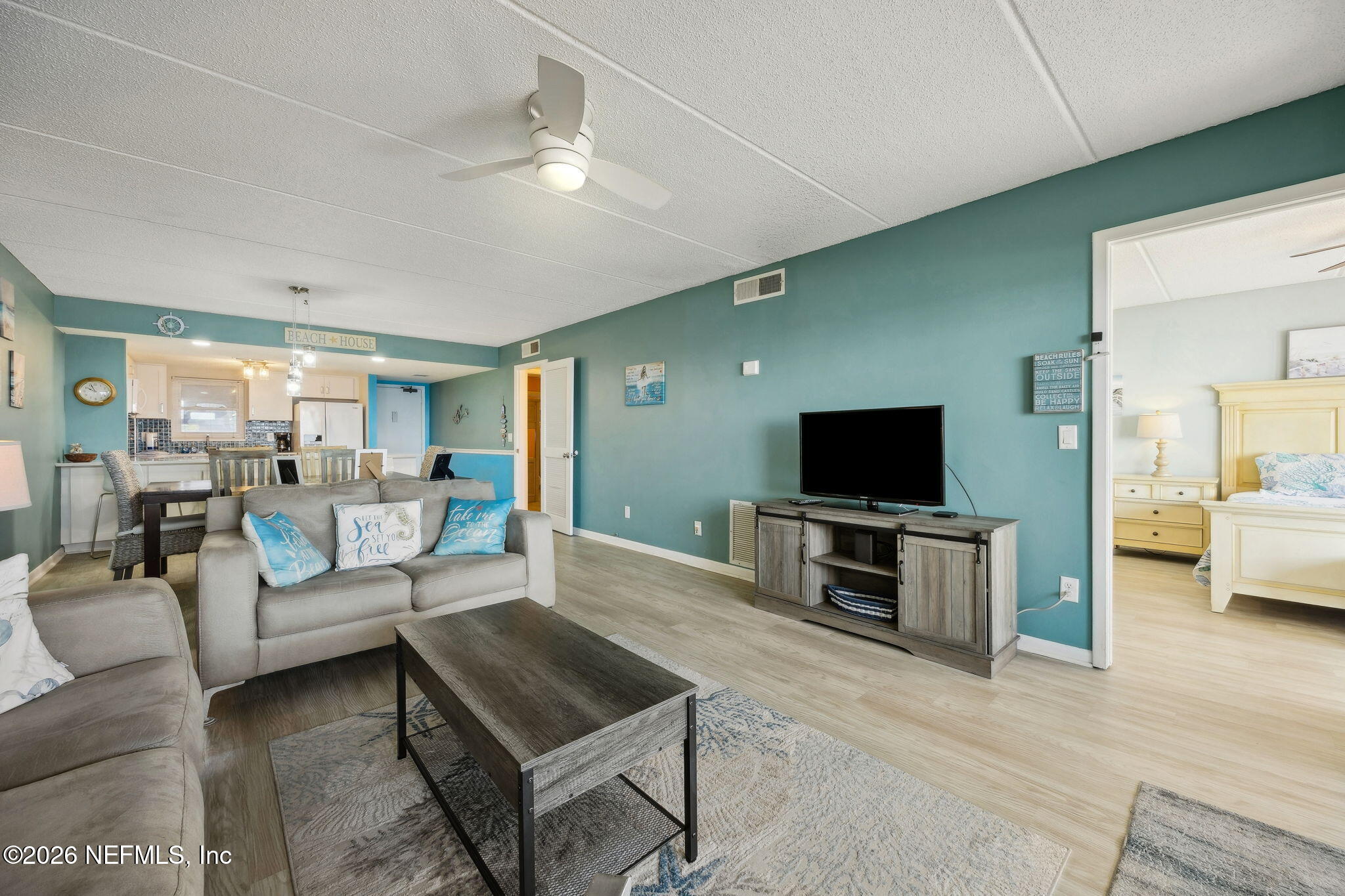 3350 S FLETCHER Avenue 5D