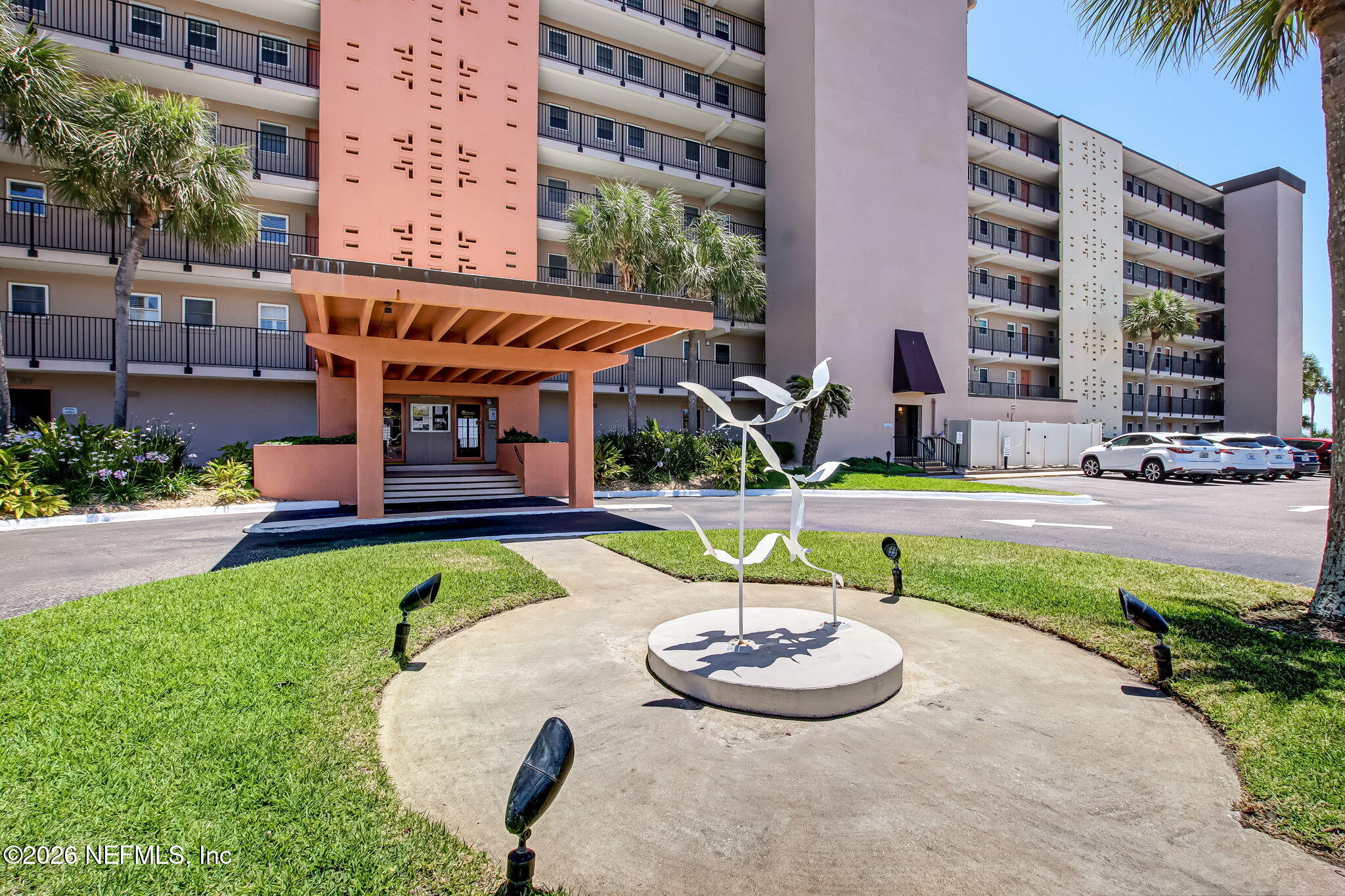 3350 S FLETCHER Avenue 5D