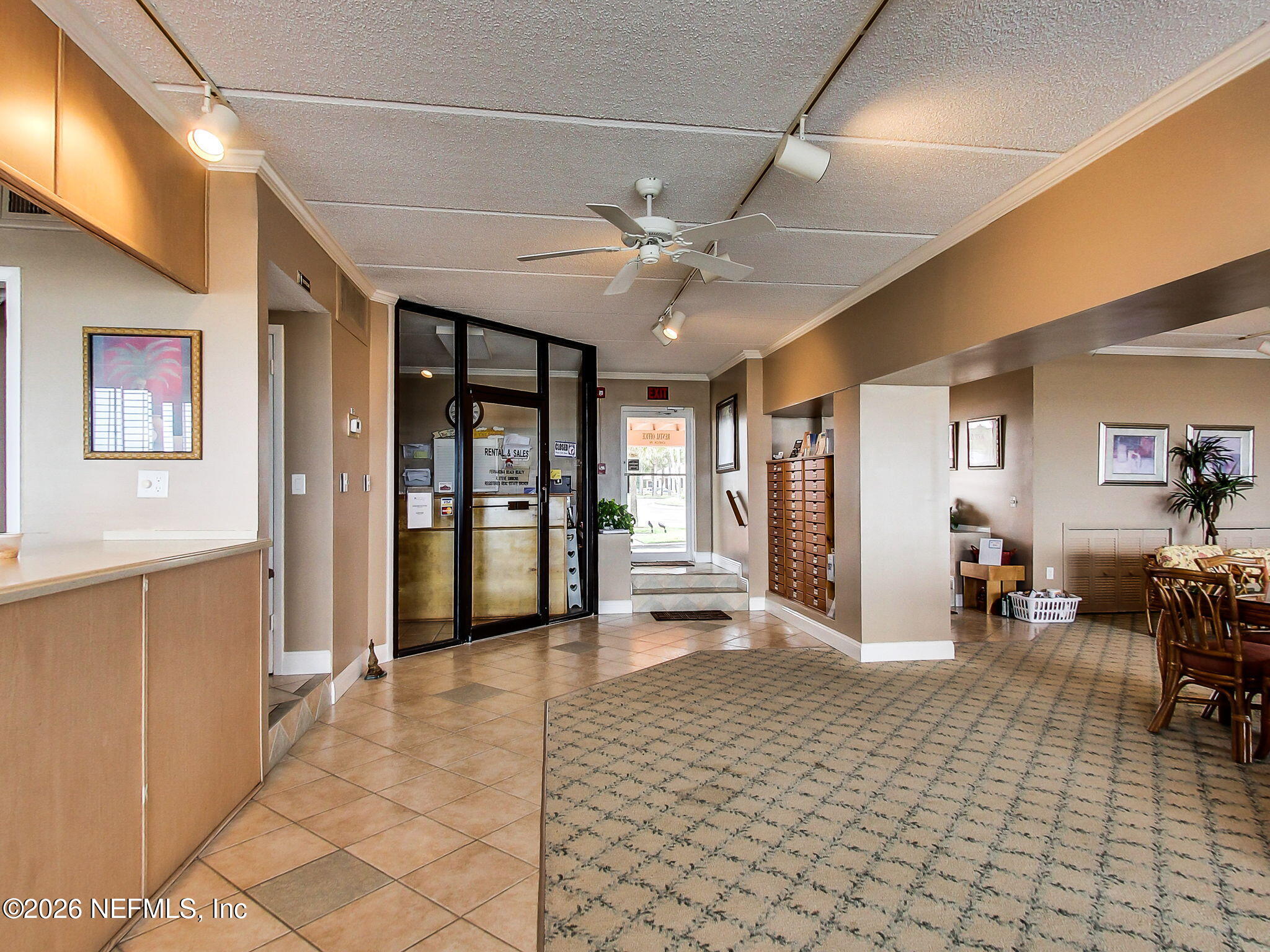 3350 S FLETCHER Avenue 5D