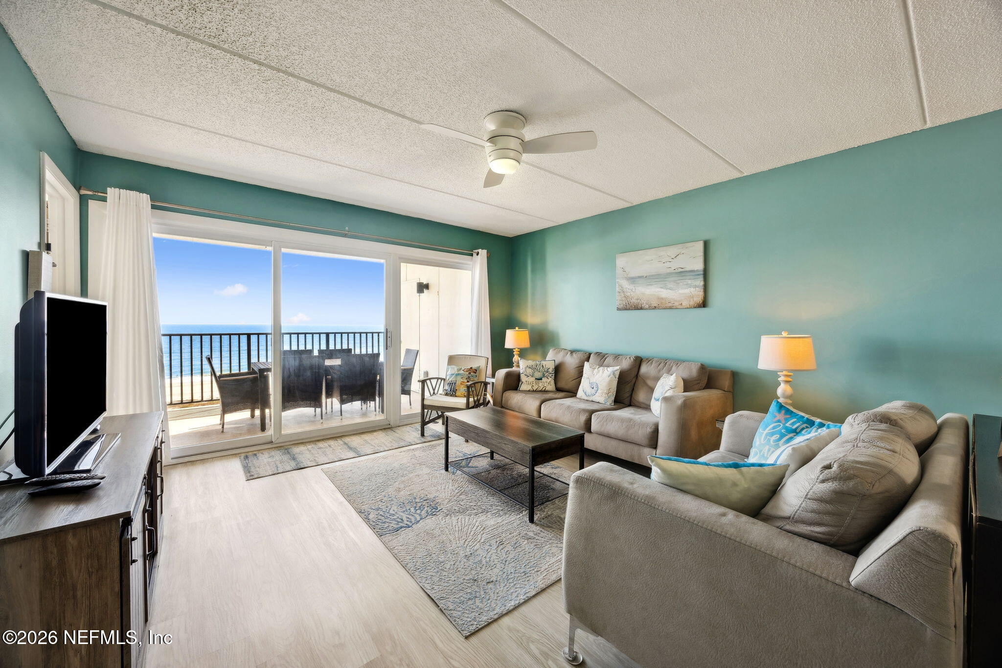 3350 S FLETCHER Avenue 5D