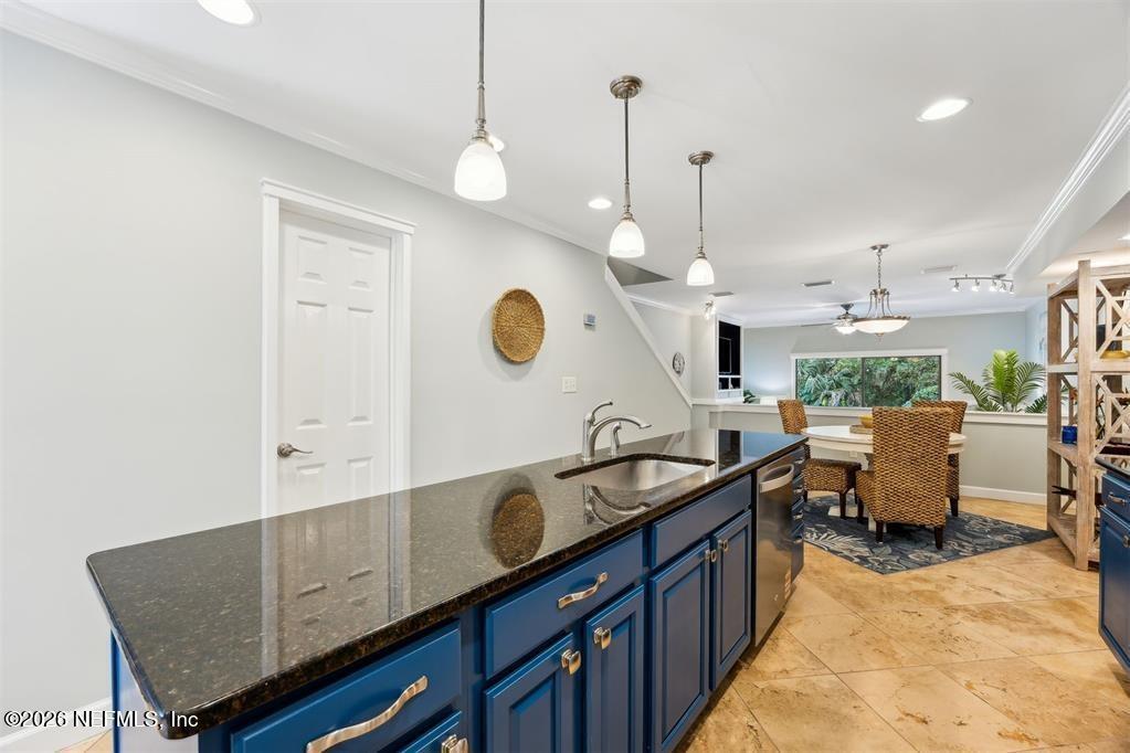 3033 SEA MARSH Road