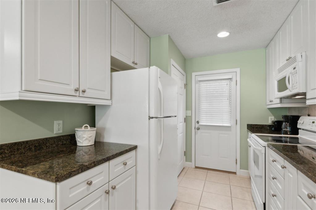3328 SEA MARSH Road