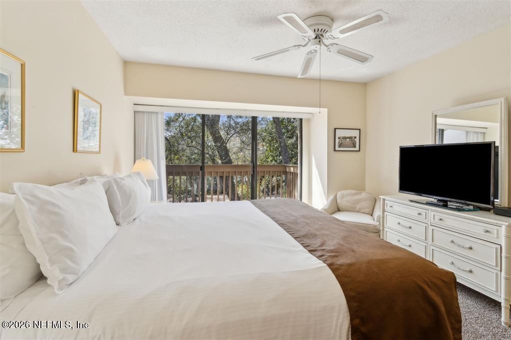 2004 BEACH WOOD Road