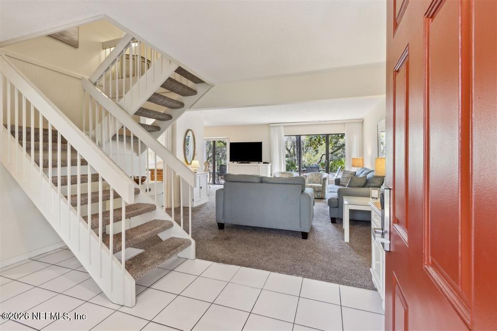 2004 BEACH WOOD Road