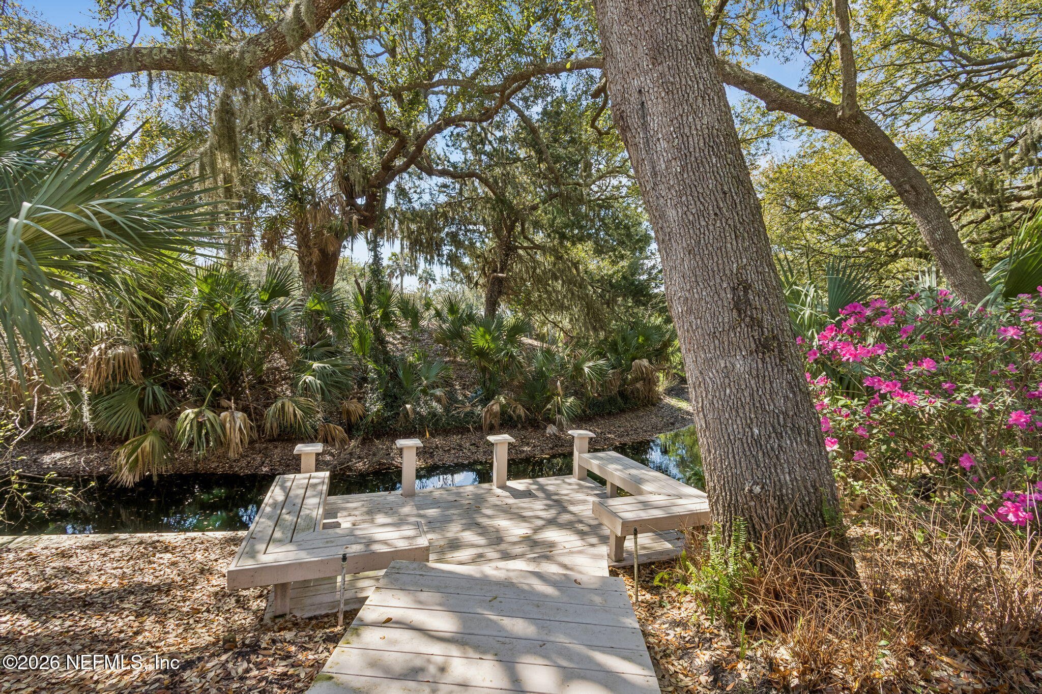 11 LITTLE DUNES Circle