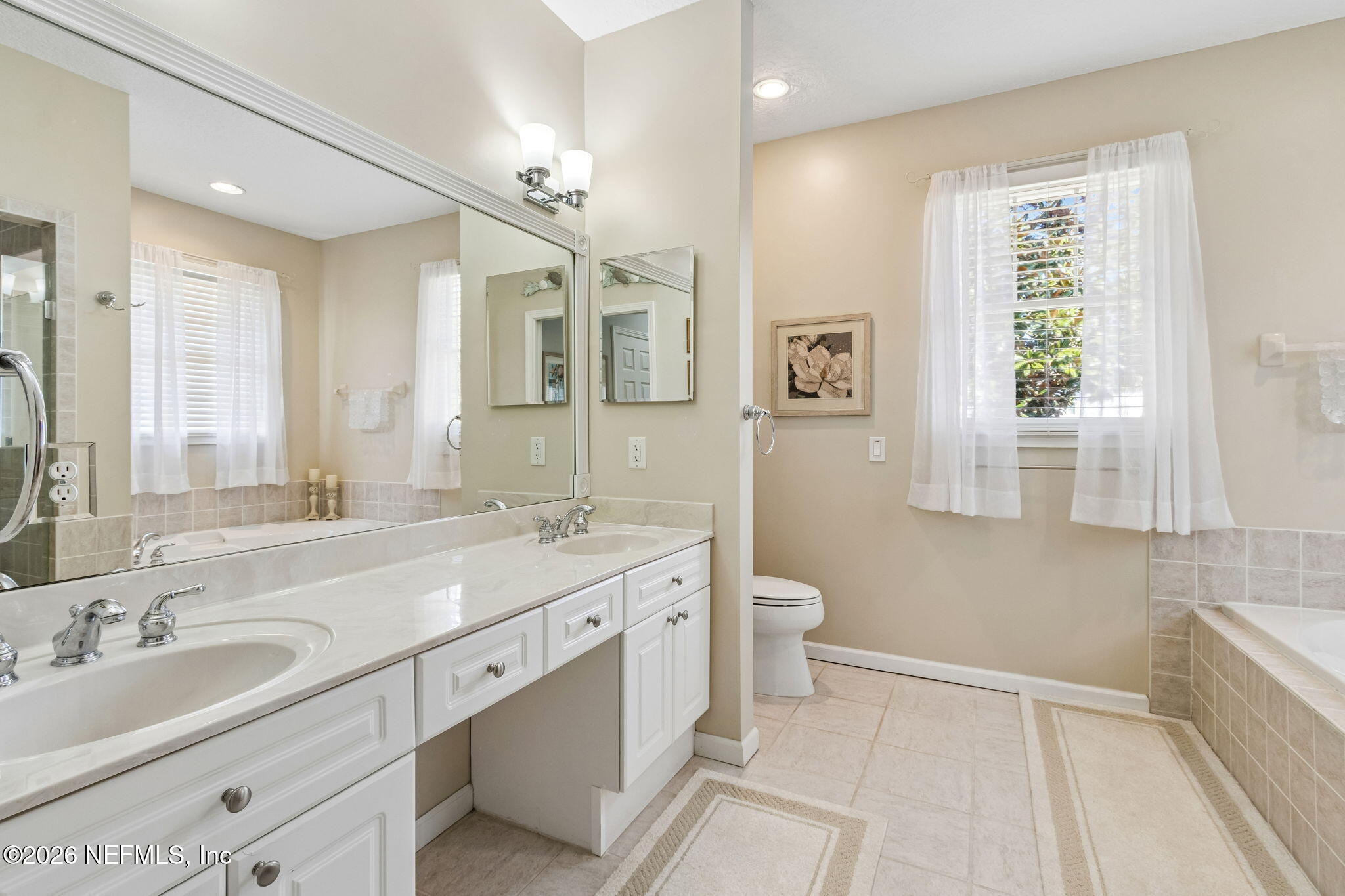 11 LITTLE DUNES Circle