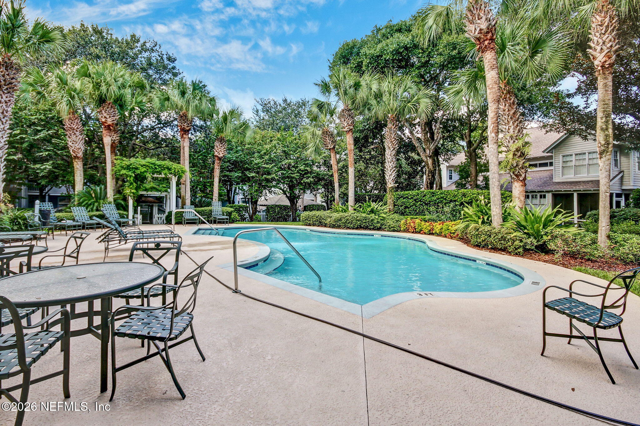 11 LITTLE DUNES Circle