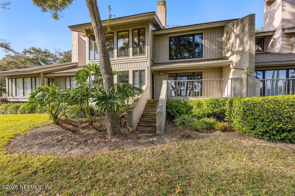 2206 BOXWOOD Lane