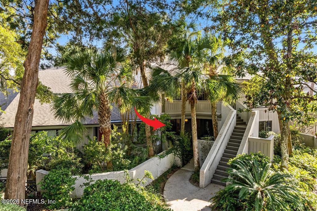 2206 BOXWOOD Lane