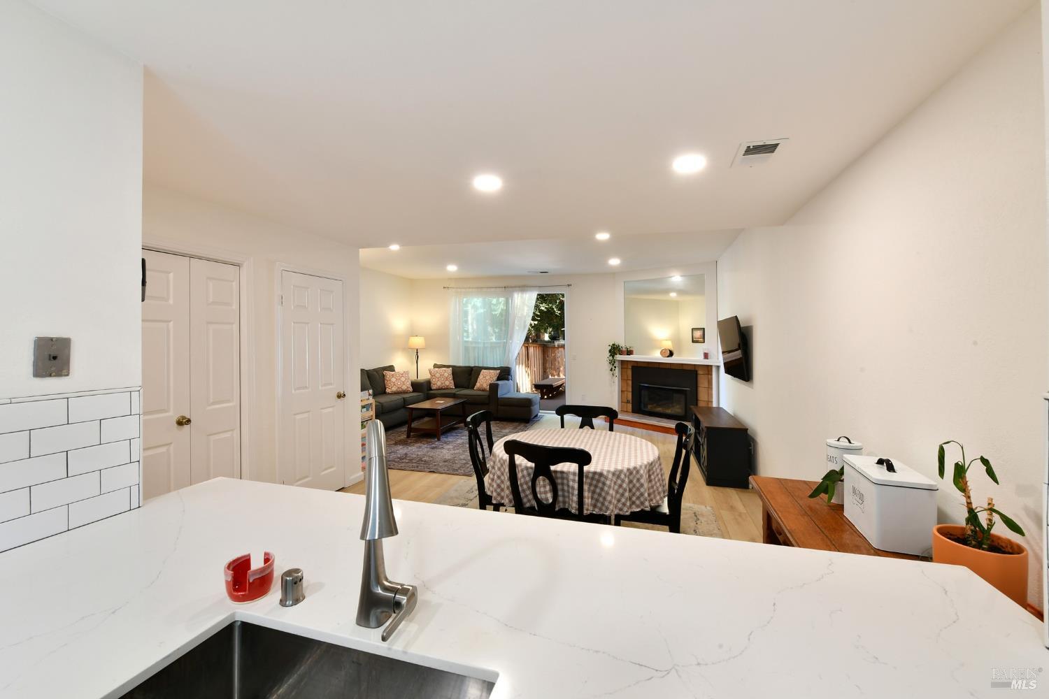 1402 Marylyn Circle