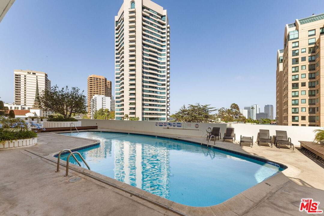 10501 Wilshire Blvd Unit: 1005
