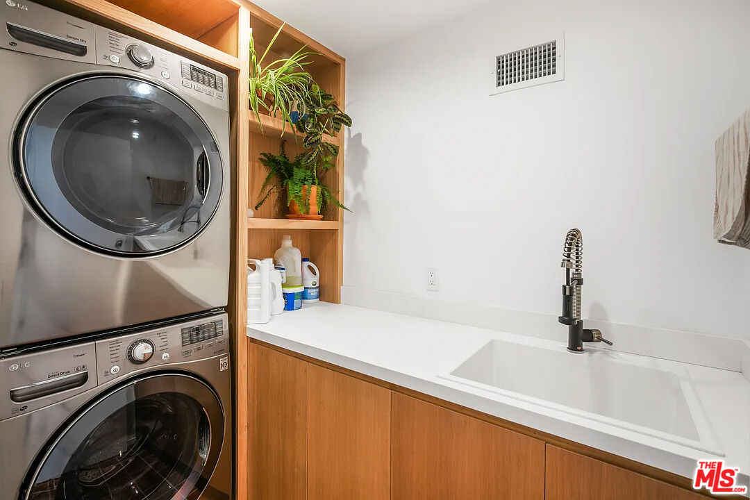 25761 Vista Verde Dr