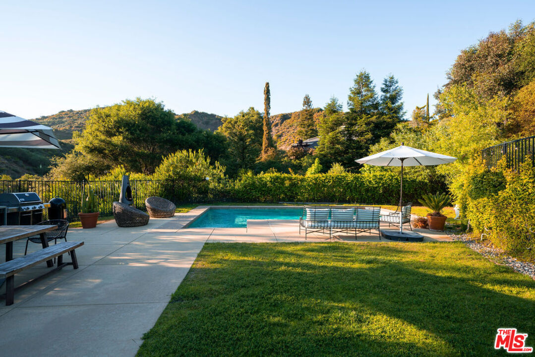 25761 Vista Verde Dr