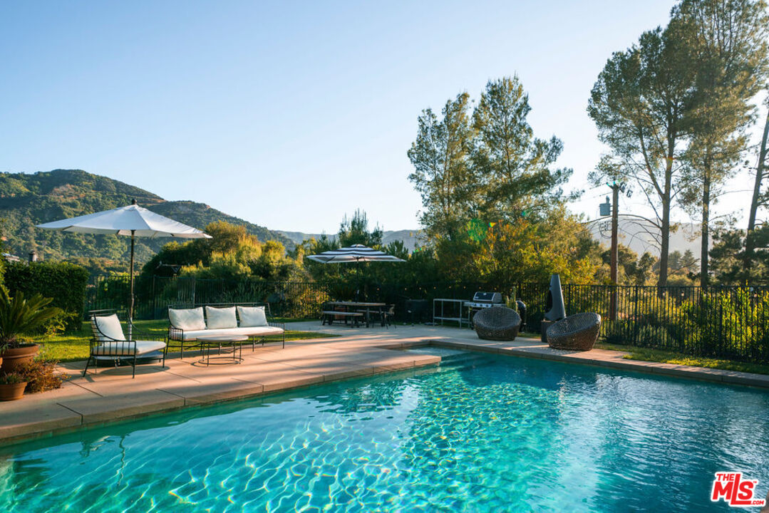 25761 Vista Verde Dr