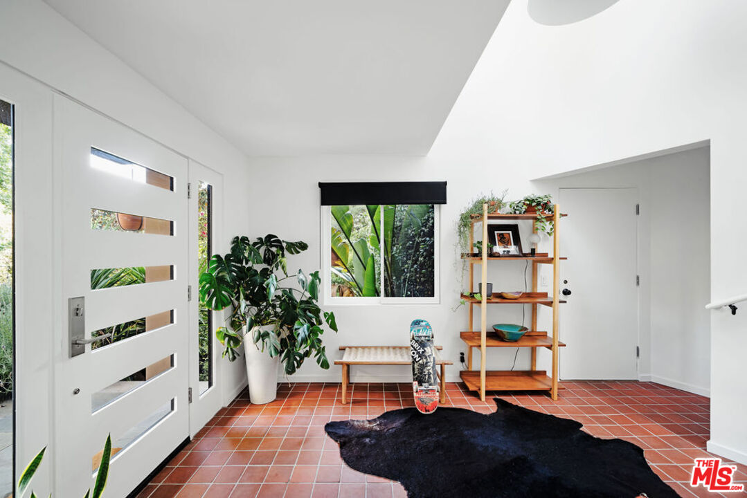 25761 Vista Verde Dr