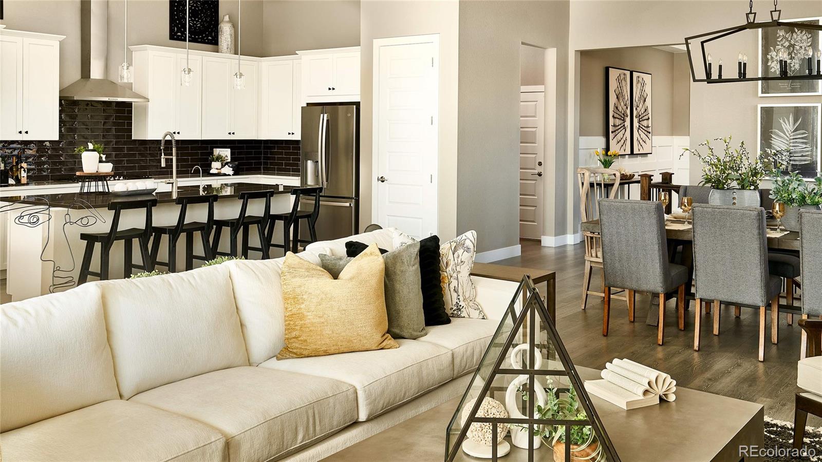 3867 Freestone Point