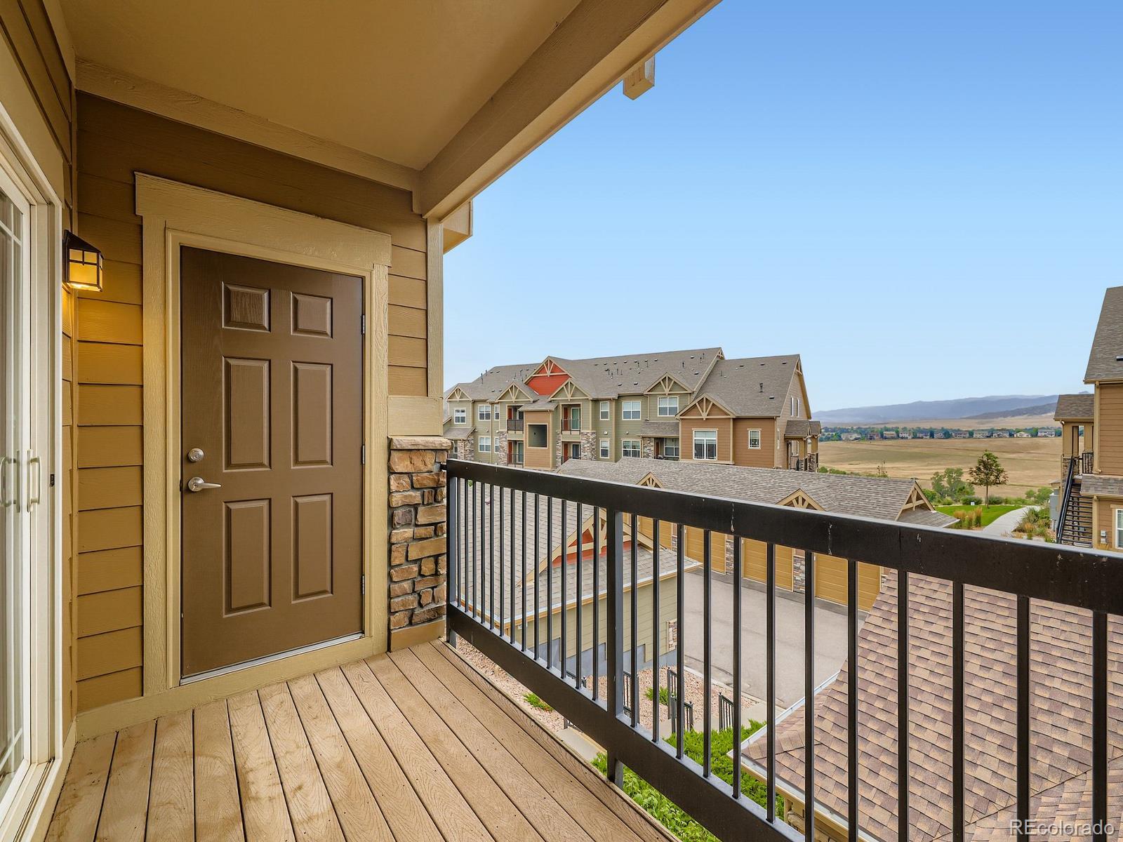 10061 W Victoria Place Unit: 204